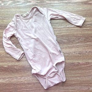 Blush Kyte Baby Long sleeve bodysuit 6-12 months